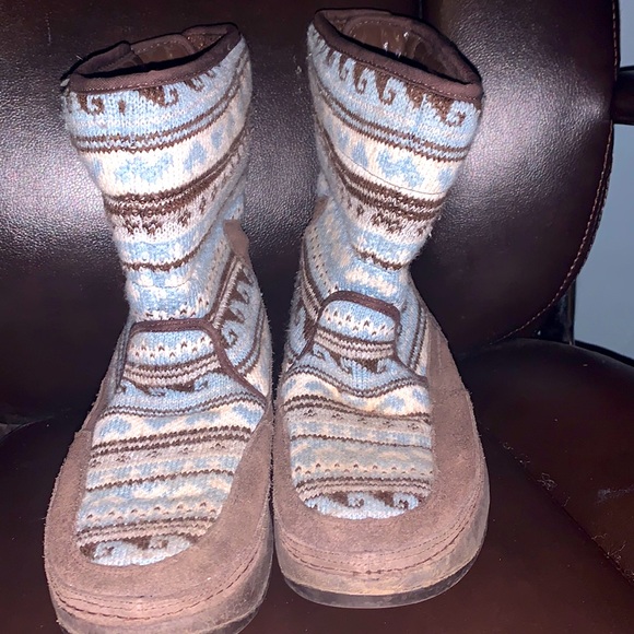 women’s sketchers brand winter boots - Picture 3 of 3